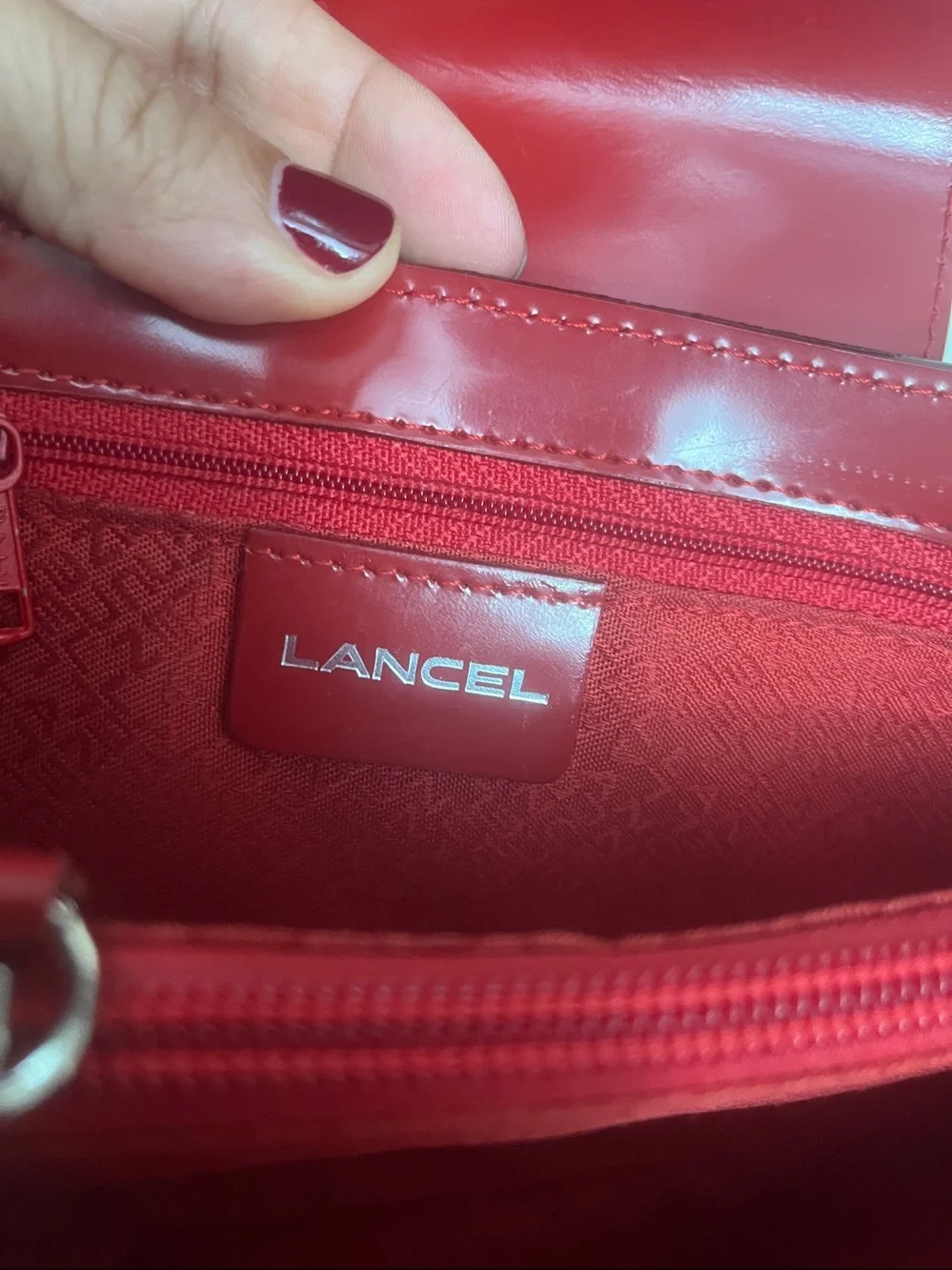 Red Leather medium structured Lancel Shoulder Bag